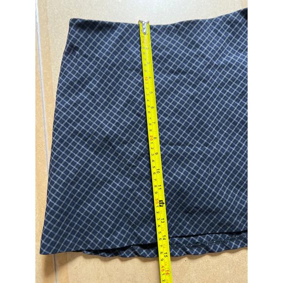 Aeropostale Black Mini Skirt White Striped Plaid Design Medium Black - Picture 3 of 7